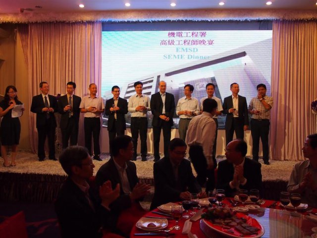 P9273534 (Large)